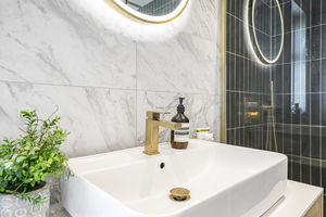 Photo 57- click for photo gallery